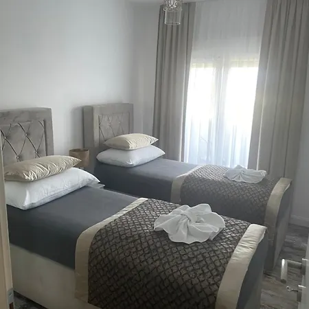 Loren Appartement *
